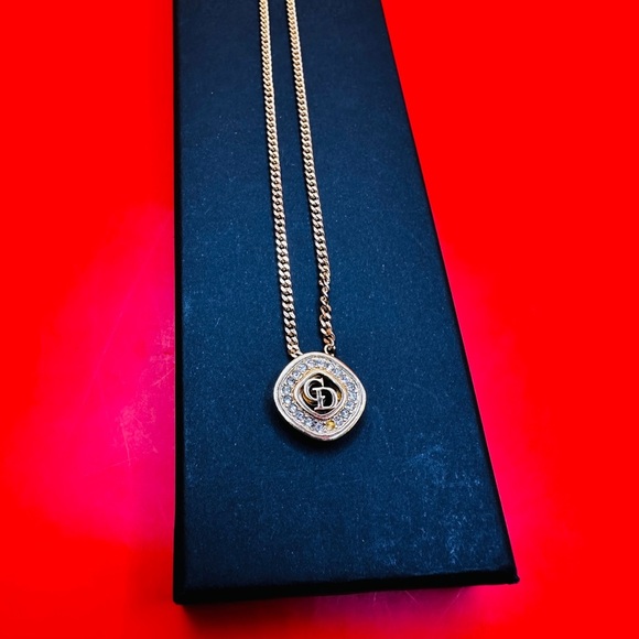 CHRISTIAN DIOR necklace - Picture 6 of 7